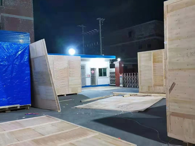 重型加(jiā)固木箱