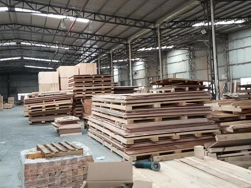 車(che)間圖片(piàn)